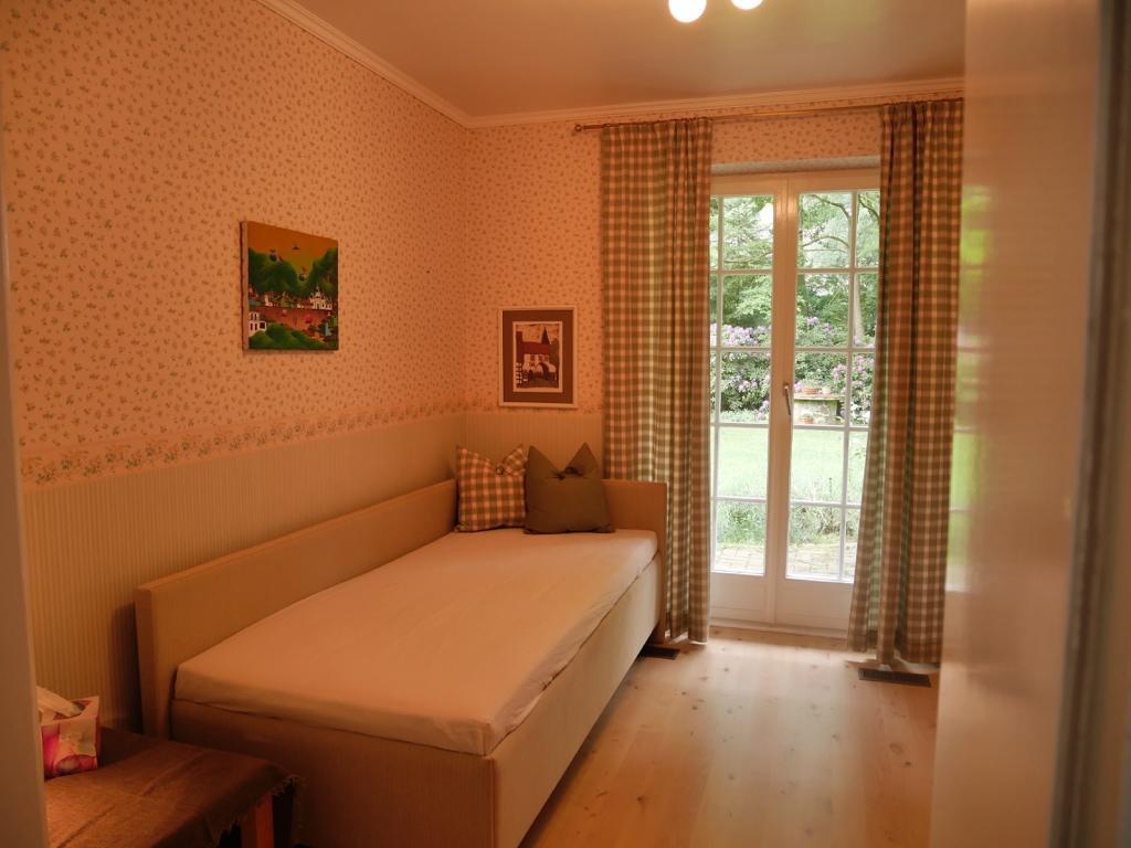 Kuekenkamp 3*